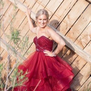 Meet your Posher, Madison